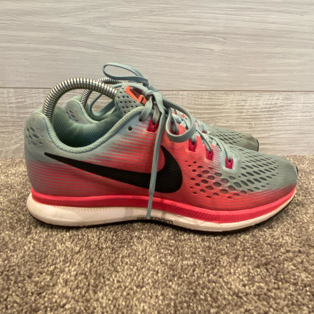 Nike Zoom Pegasus 34 Women’s Athletic Sneakers
